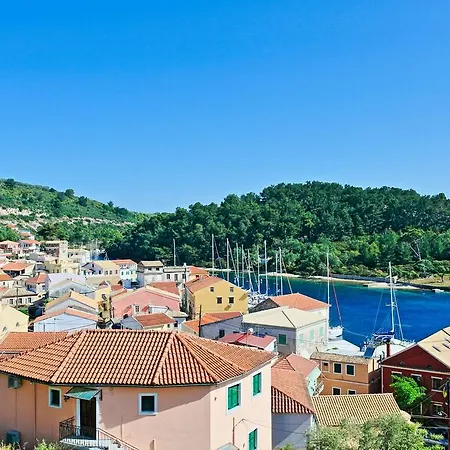 Apartment Avgi Dio